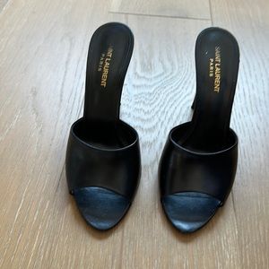 Saint Laurent black la 16 mules in size 38 heels